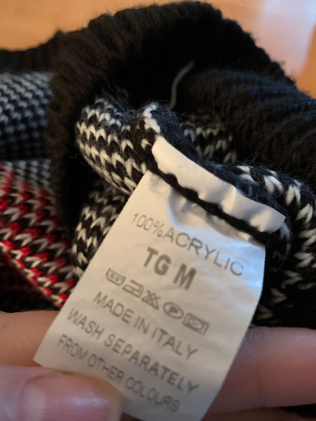 Pulls & Sweat-shirts: Joli pull de Noël taille M – D'occasion à MEYRIN par Gwendo10 3