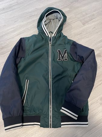 Coole Übergangsjacke mit Kapuze, Gr. 140, Top Zustand!