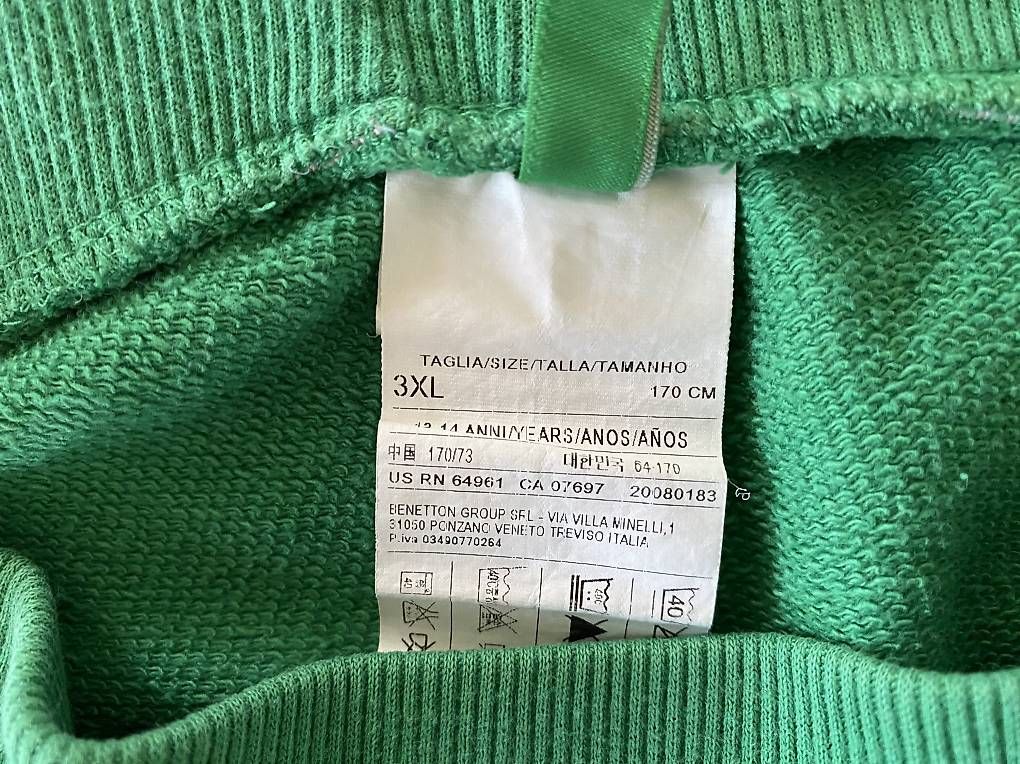 Vestes: Kinder- Trainingshose & Jacke, Gr.170 – D'occasion à Iffwil par tan_l2nr 1