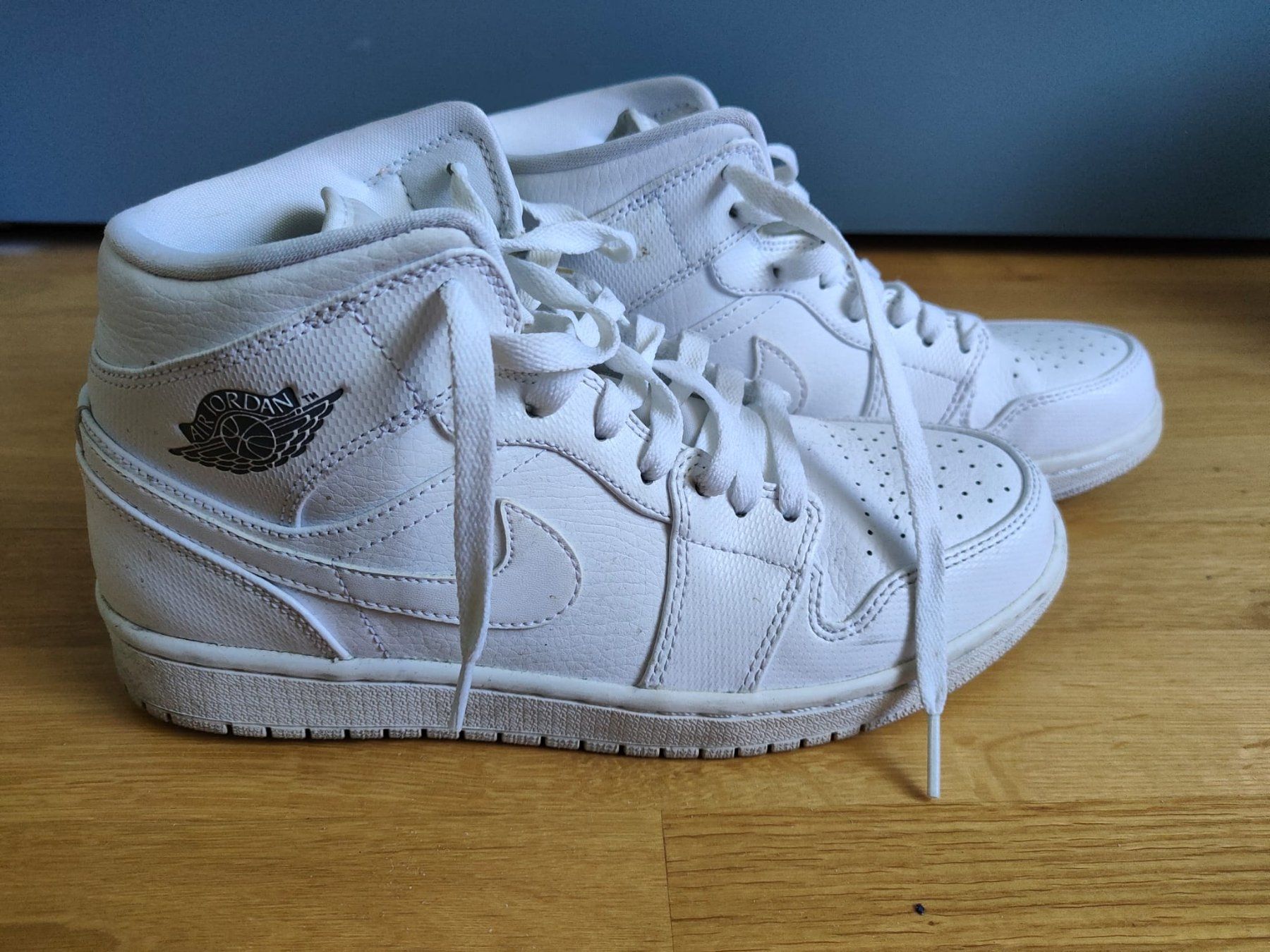Nike Herrenschuhe: AIR JORDAN - NIKE, weiss, Grösse 41 – Gebraucht aus Bern von ElisaMag