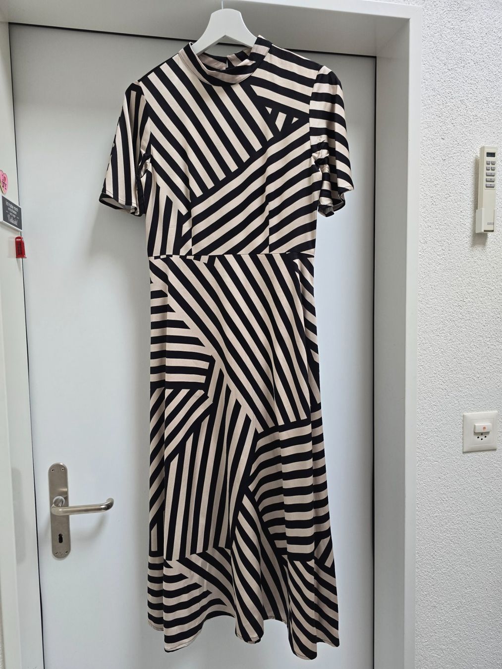 Comma Vestiti: Comma Kleid Grösse 34 – Usato da Buochs venduto da ABCHappy