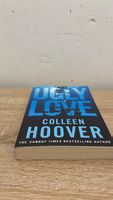 Buch Ugly Love Colleen Hoover kaum gebraucht