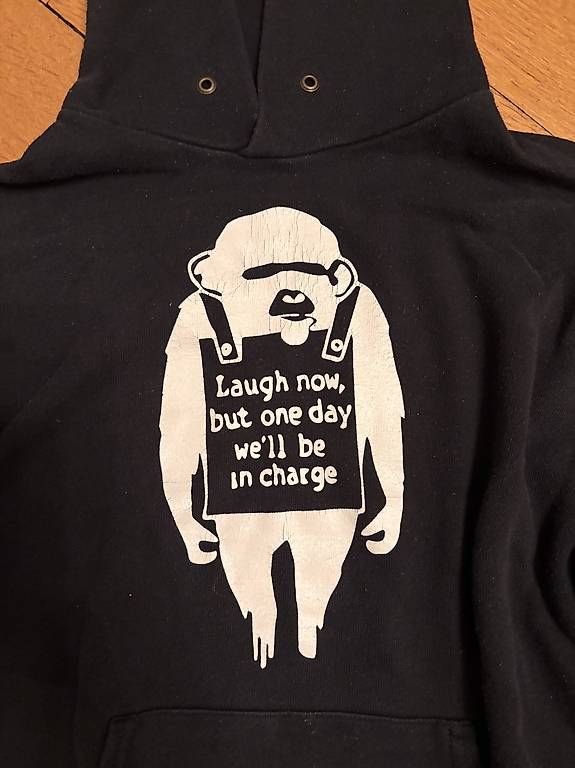 Maglioni & Felpe: Banksy Kaputzenpullover – Usato da Zürich venduto da gucks 1