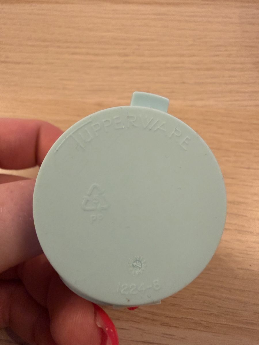 Tupperware Recipients et similaires: Tupperware Pillendöschen – Neuf (Voir description) à Winterthur par Stuecheli 2