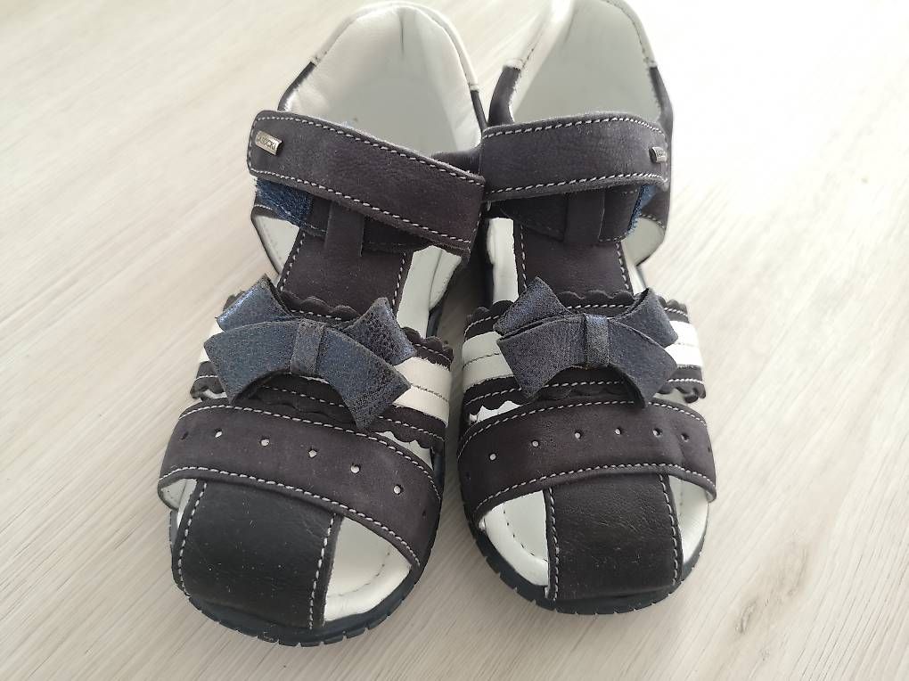 Schuhe für Mädchen: Leder Schuhe Mädchen Grösse 24 Lasocki fast NEU – Gebraucht aus Ostermundigen von lid_sg9q 3