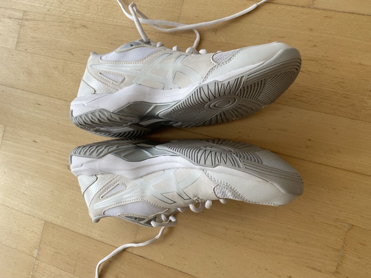Scarpe da donna: Asics Hallenturnschuhe neu – Nuovo (secondo la descrizione) da Fribourg venduto da ABB_123 2