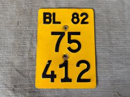Mofa Nummer BL 82
