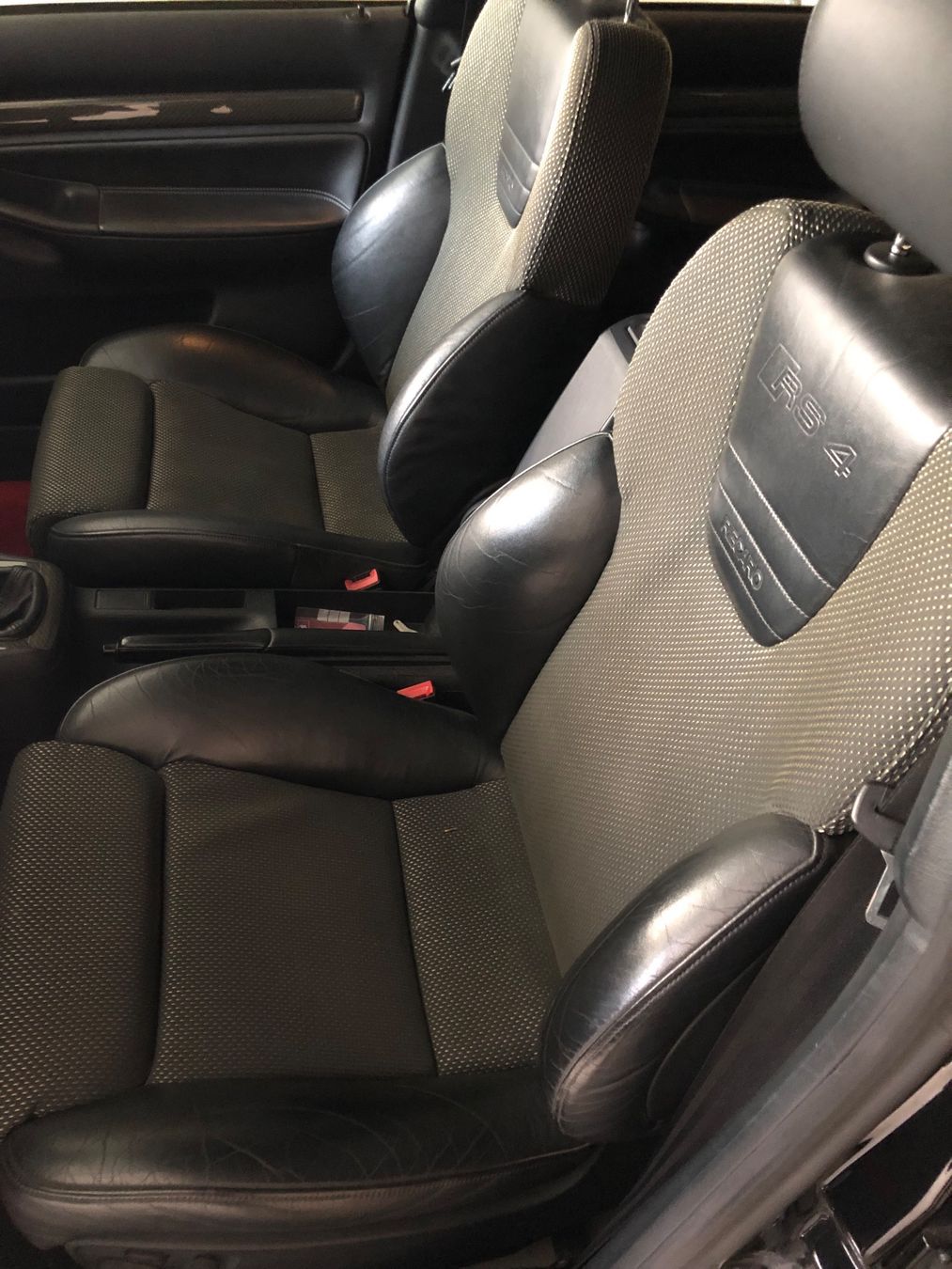 Audi Automobili: Audi Rs4 b5 – Usato da Couvet venduto da Saint-Jean-de-Luz700 6