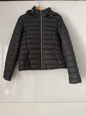 Neue Zara Herbstjacke in Grösse L