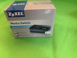 ZyXEL Media Switch GS-105I 5-Port Gigabit neuwertig