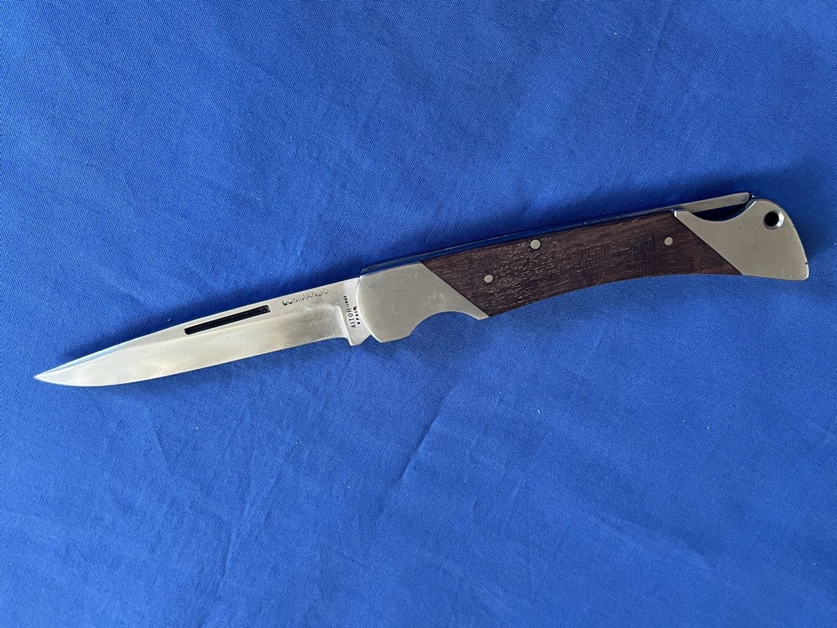 Aitor Knives Zubehör: Aitor Outdoor-Messer Made in Spain – Gebraucht aus Romanshorn von Apfelschuss
