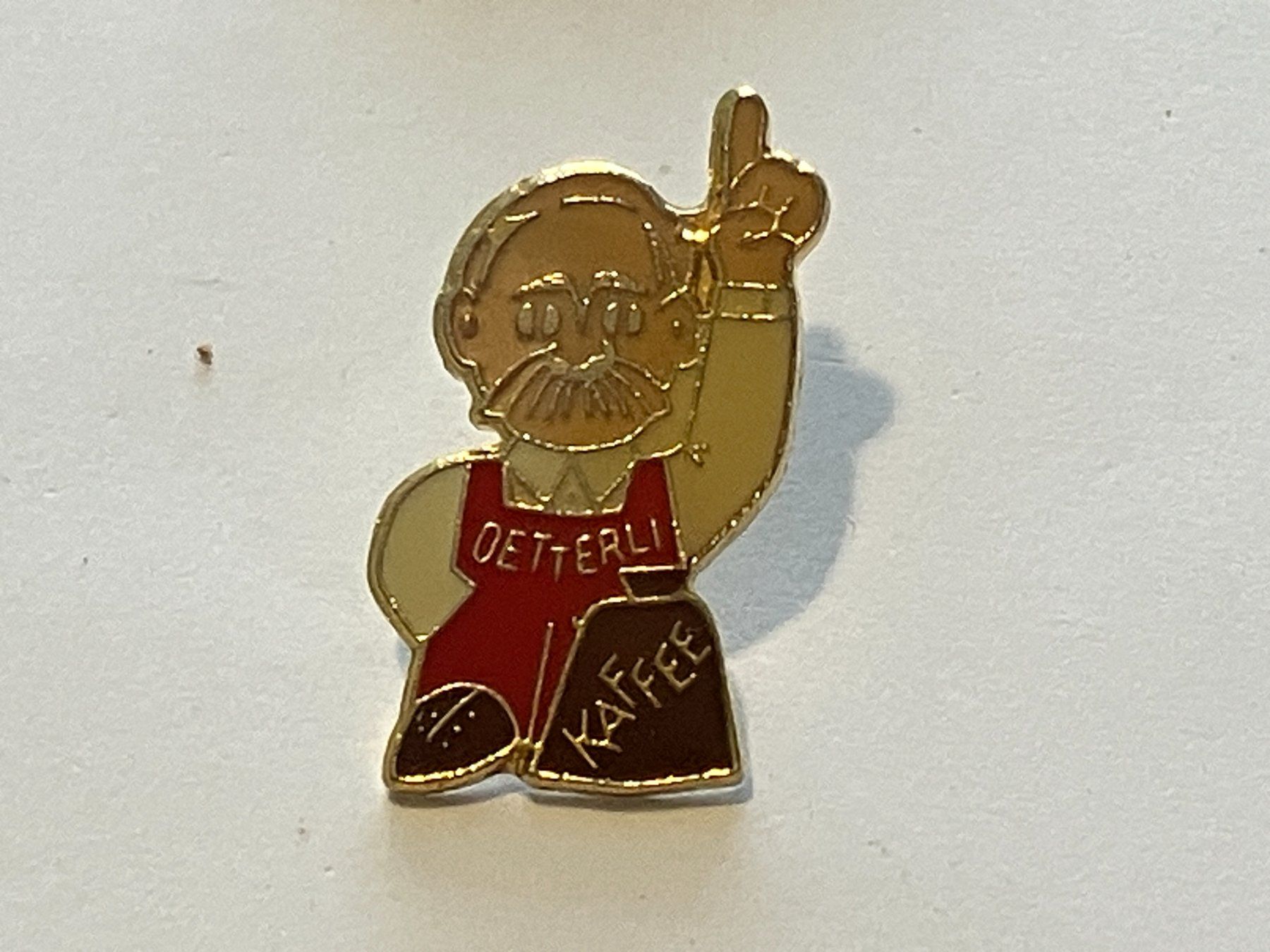 Placchette & Badge: 1 Pin Oetterli Kaffee – Usato da Basel venduto da djwwpp