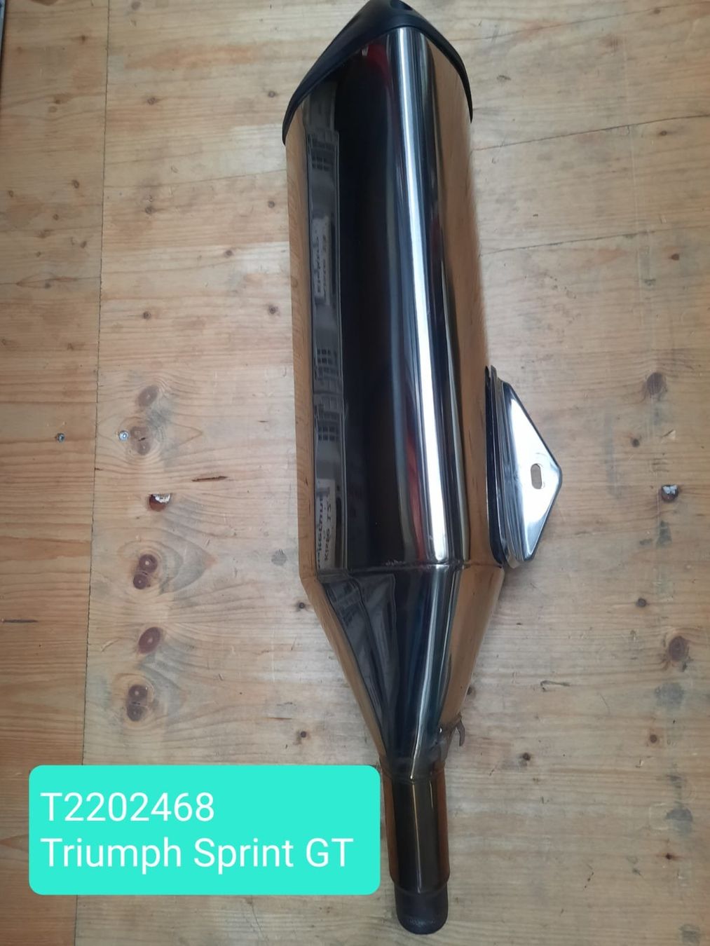 Triumph Auspuffanlagen: Auspuff Triumph Sprint GT T2202468 – Gebraucht aus Kerns von .Biker.
