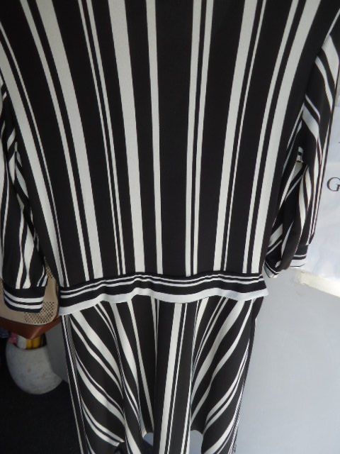 H&M Kleider: Damen Kleid Grösse M – Gebraucht aus Zürich von liquidation-cobra 6
