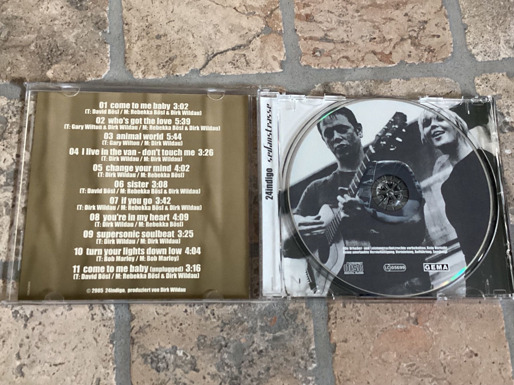 CDs: 24 indigo, Sedanstrasse, – Gebraucht aus Mörschwil von Monzar 1