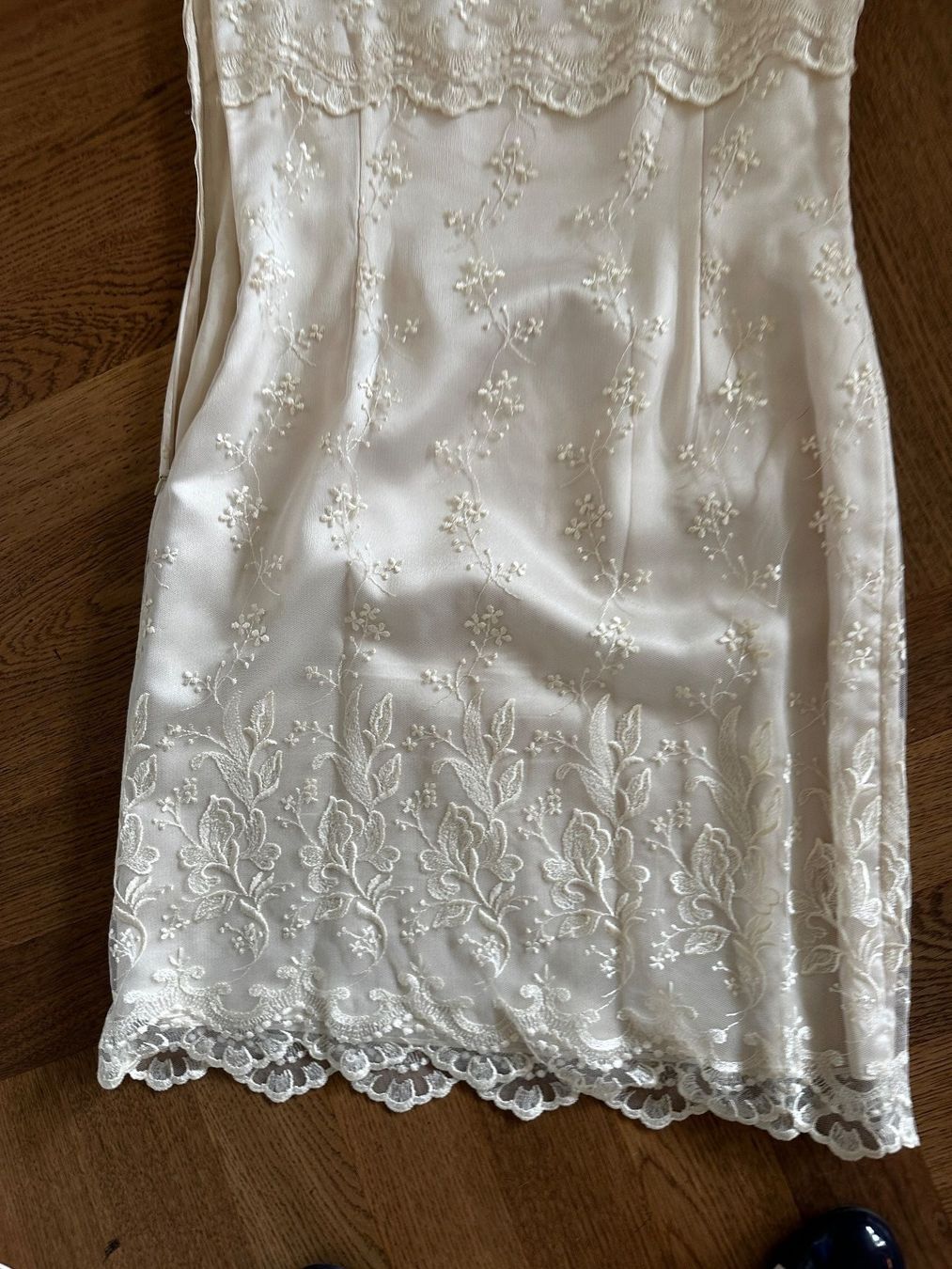 Kleider: Weisses Spitzenkleid – Gebraucht aus Zürich von Koska 4