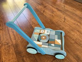 Little Dutch Lauflernwagen aus Holz mit Bauklötzen