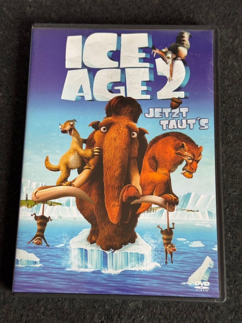 Tous les DVDs: ICE AGE 2 "Jetzt taut's" DVD DE/EN – D'occasion à Fribourg par tschjoly