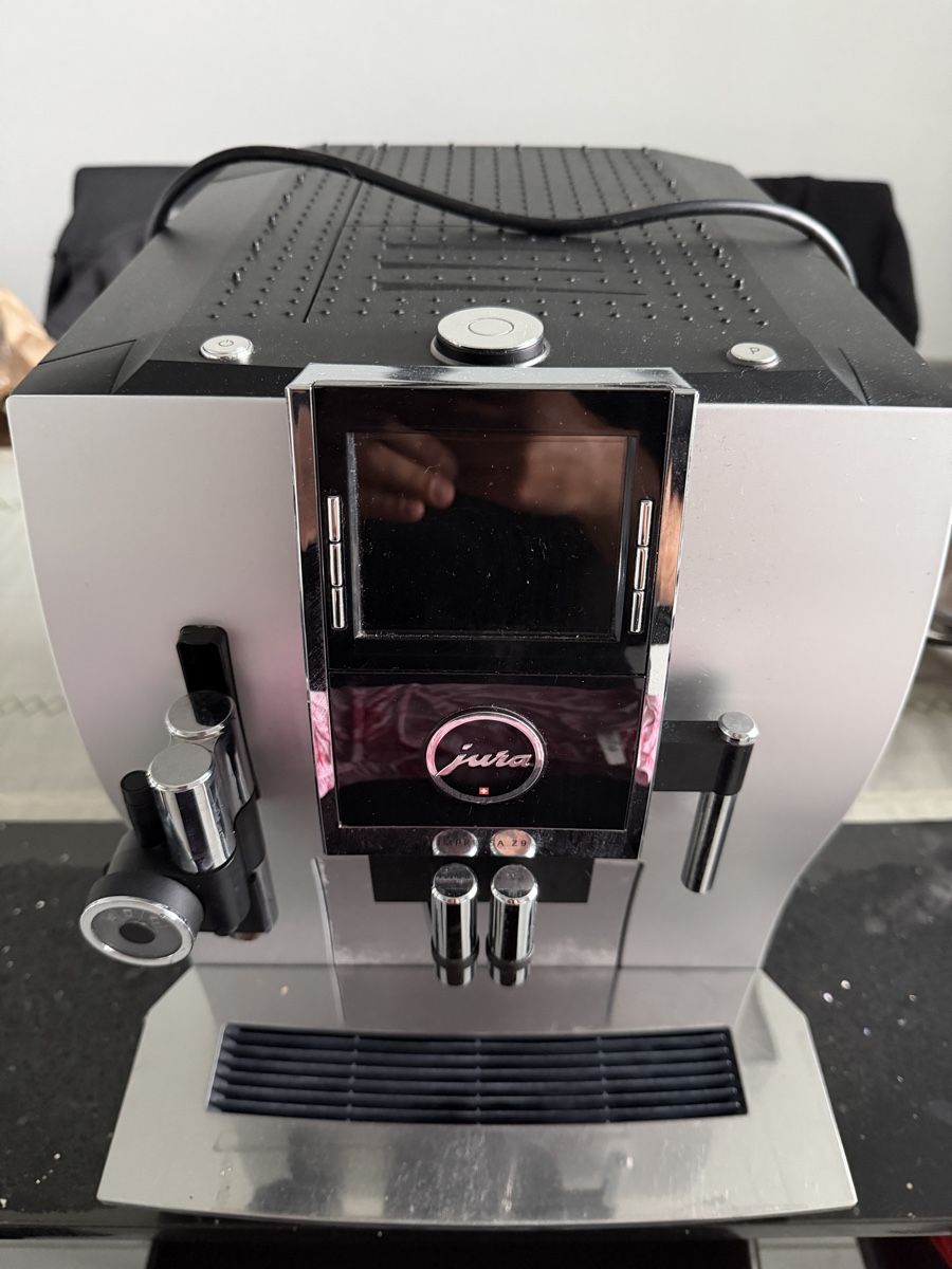 Jura Macchine per caffè & Macchine per espresso: Jura Impressa Z9 – Usato da Kreuzlingen venduto da ere_cd9m