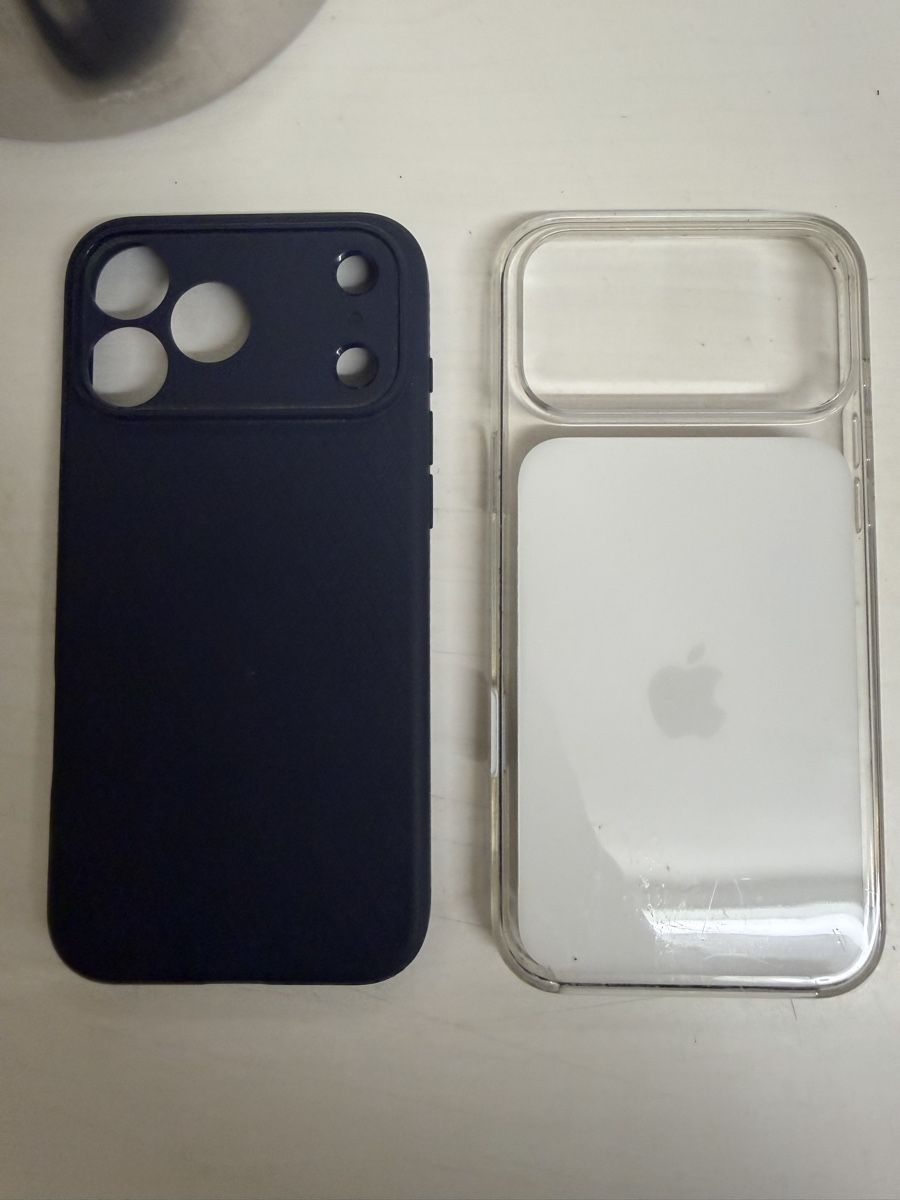 Apple Coques & Protection écran: Ipohne Pro max handyhüllen  – Neuf (Voir description) à Zürich par papaplatte