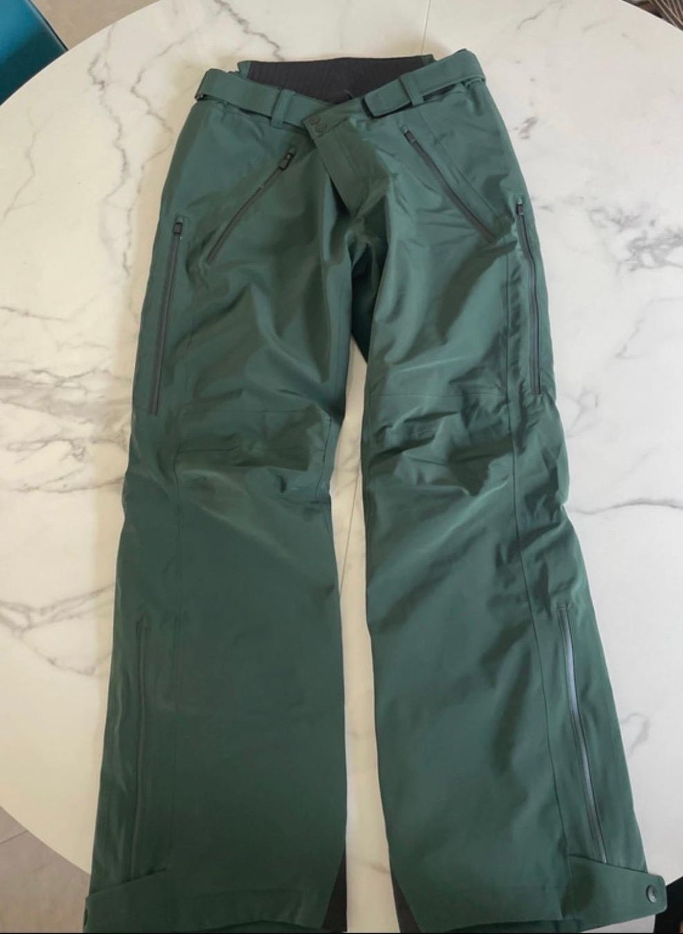 Pantaloni: Aztech ski pants green uomo – Usato da Pontresina venduto da cli_g8qv 1