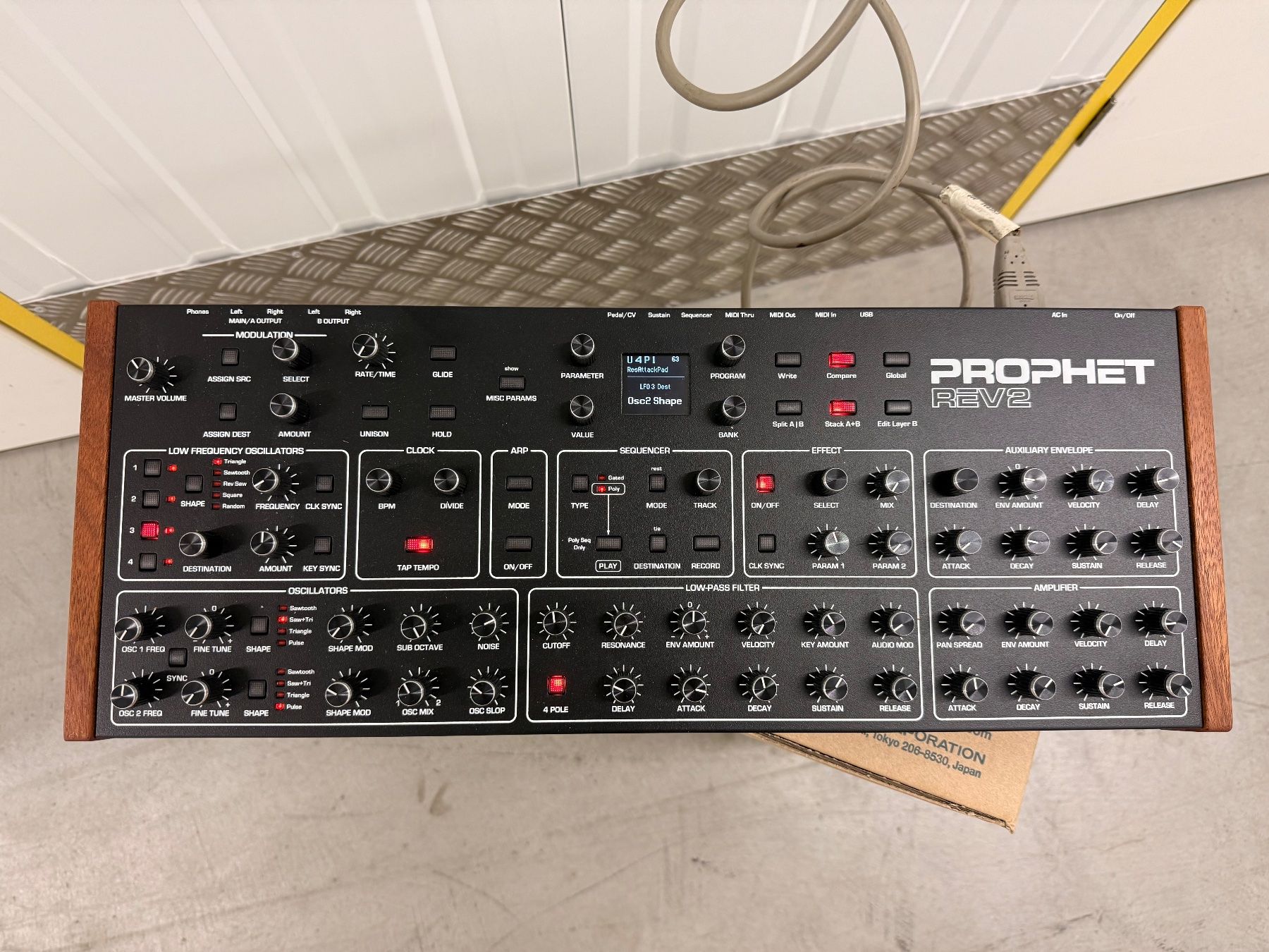 Strumenti musicali: Dave Smith Instruments Prophet Rev2 8-Voice Synthesizer – Nuovo (secondo la descrizione) da Reinach BL venduto da AninaFinds