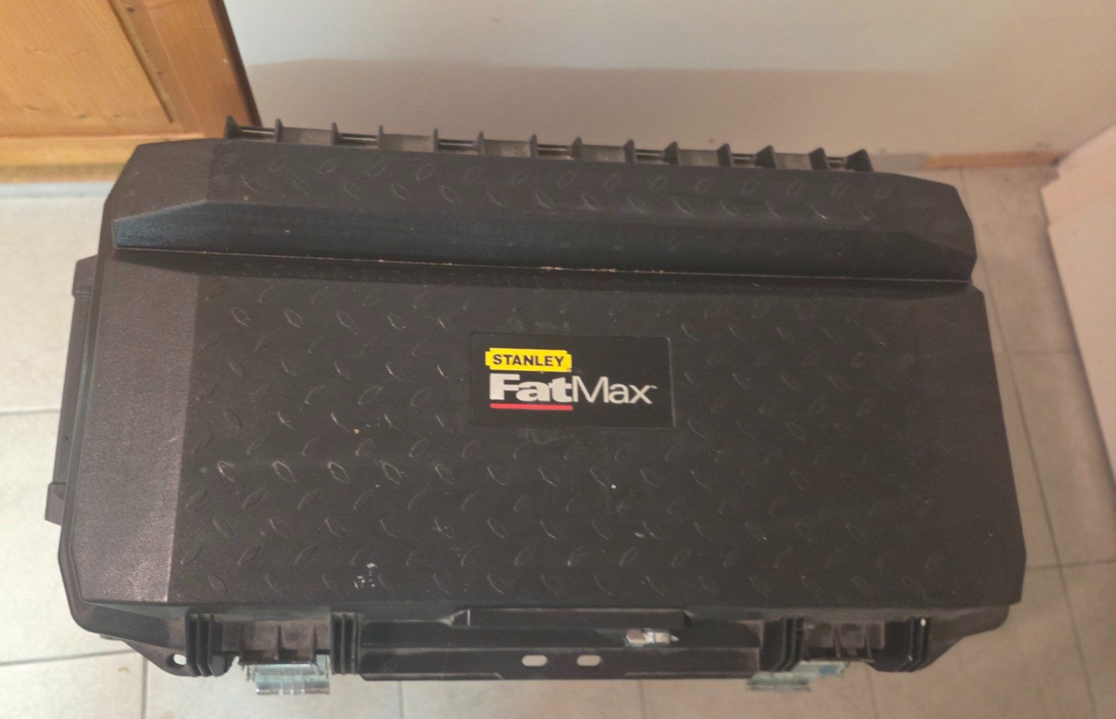 Stanley Tutti gli attrezzi: Stanley Fatmax Werkzeugbox mit Rollen – Usato da Hochdorf venduto da Maxii 2