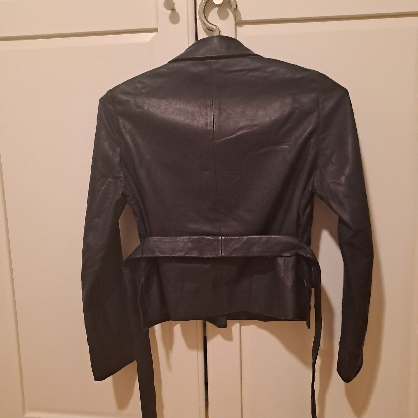 Miu Miu Giacche: Miu Miu leather jacket – Usato da Oberengstringen venduto da ger_v5h5 4