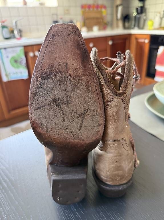 Damenschuhe: stivali da cowboy  – Gebraucht aus Agno von sal_pbv8 4