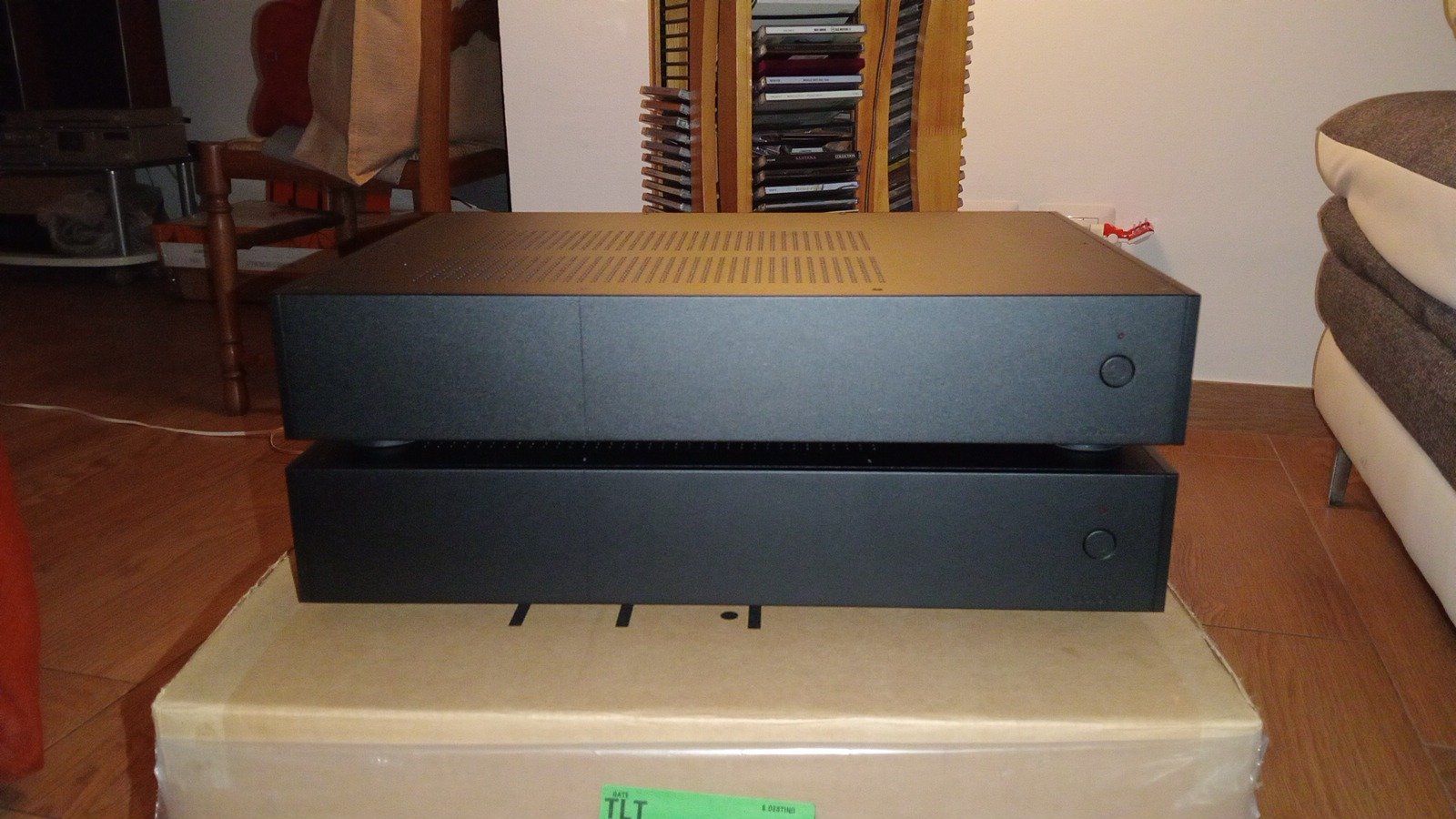 Audiolab Amplificatori: Power Amplifier Audiolab 9000P - 2 Units – Nuovo e nell'imballaggio originale da St-Cergue venduto da per_6cx5