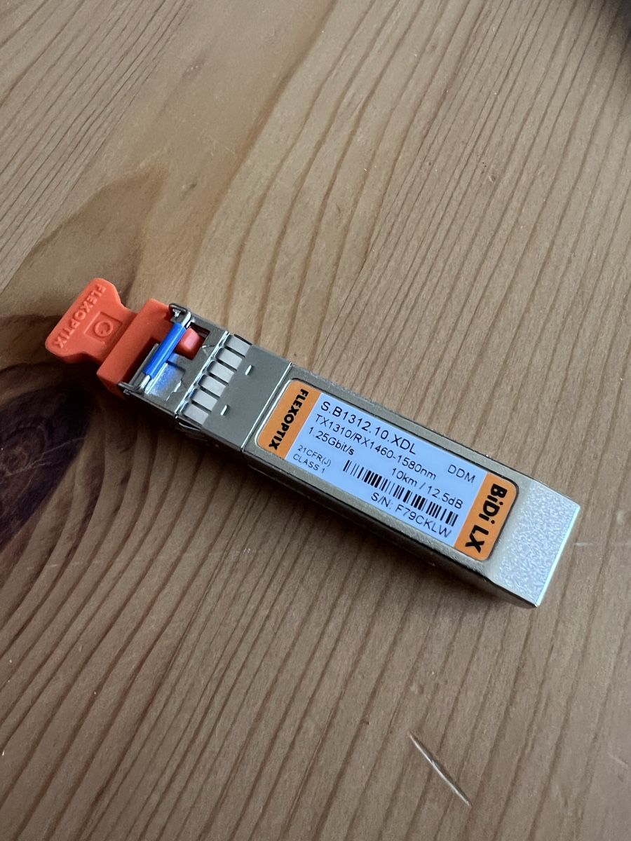Componenti elettronici: Fiber transceiver 1G SFP wideband – Usato da Schlieren venduto da JordiV