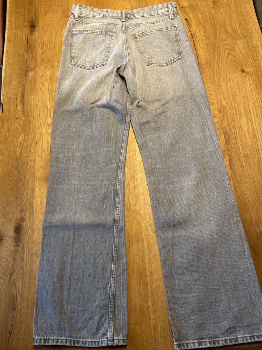 Zara Jeans: Wide leg von Zara – Usato da Bonstetten venduto da Isabelle1405 2