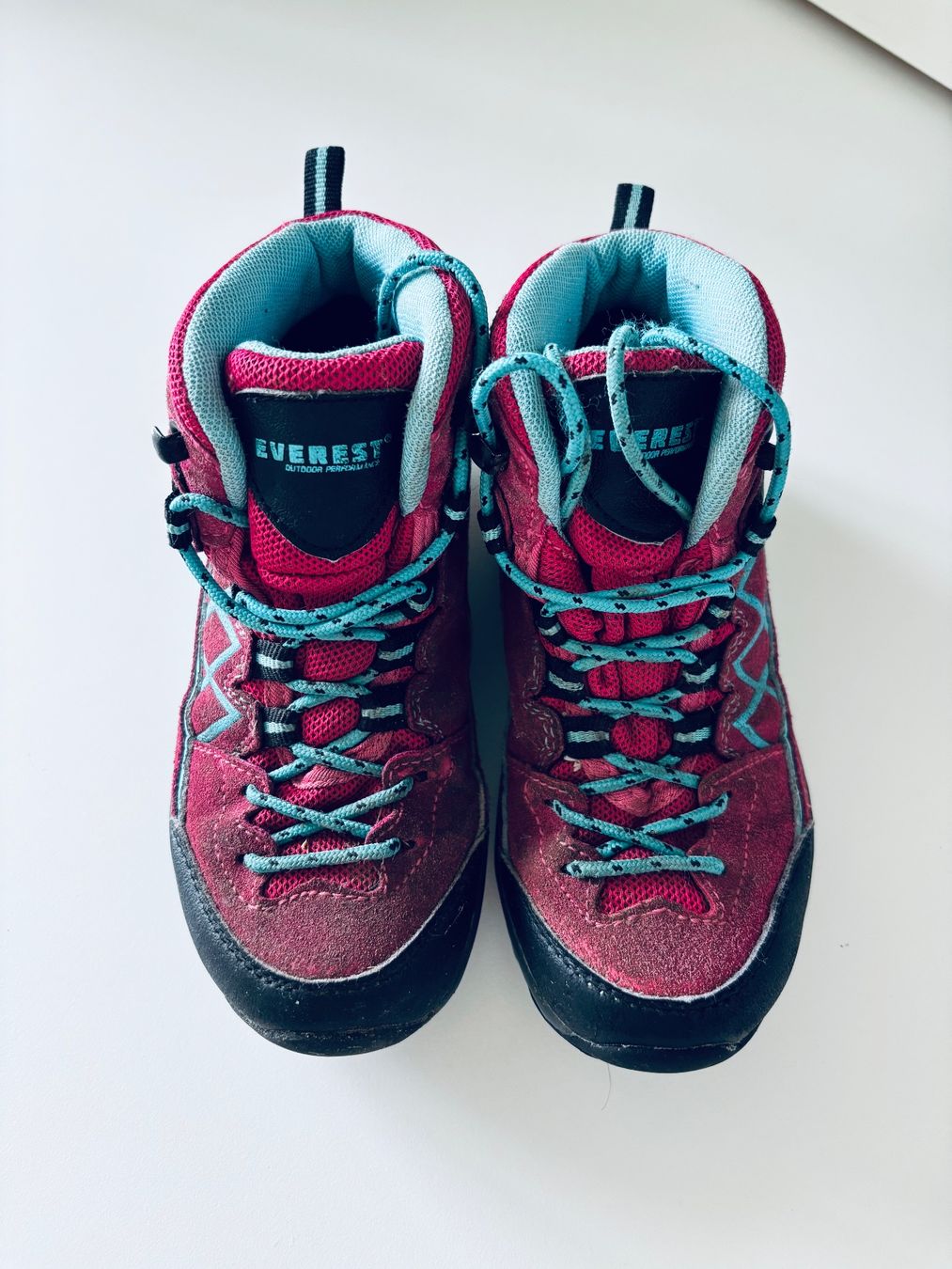 Everest Scarpe da uomo: Wanderschuhe von Everest I Gr. 30 – Usato da Lenzburg venduto da Orzo3 1