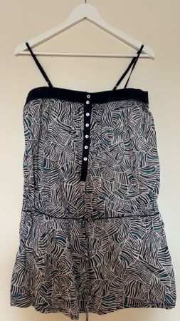 Kleid Timeout M