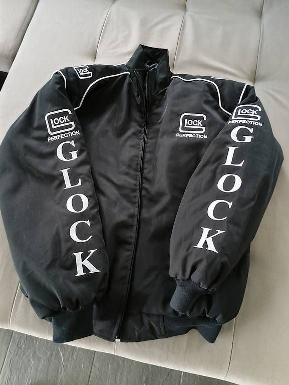 Jacken: Glock Jacke  – Gebraucht aus Uttigen von Gregsous44 2