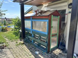 Wooden Greenhouse Pallet Construction DIY good condition
