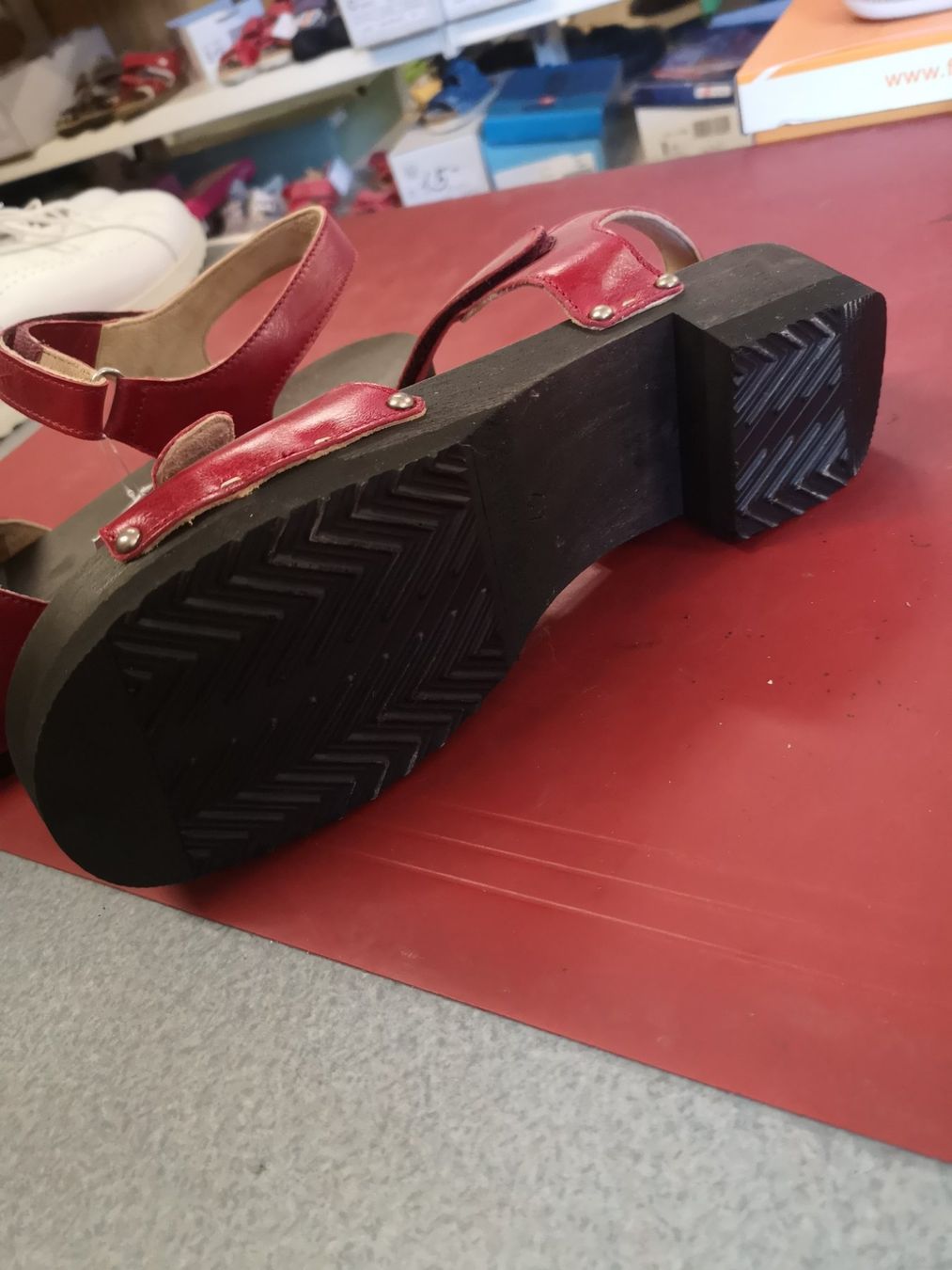 Helvesko Chaussures femmes: Helvesko – Neuf avec emballage d'origine à Möhlin par Highwaytom 1