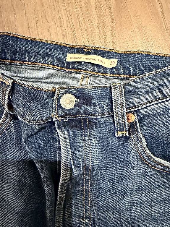 Jeans: NEU levis jeans ribcage straight ankle 29 – Usato da Zürich venduto da agbounty 2