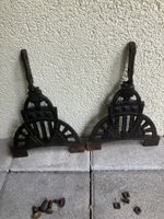Paar wunderschöne original Art Deco gusseiserne Füsse