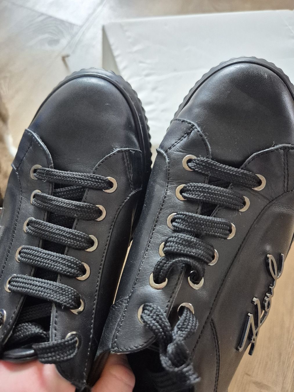 Karl Lagerfeld Scarpe da donna: Sneakers Karl Lagerfeld – Usato da Bern venduto da des_7cqy 4