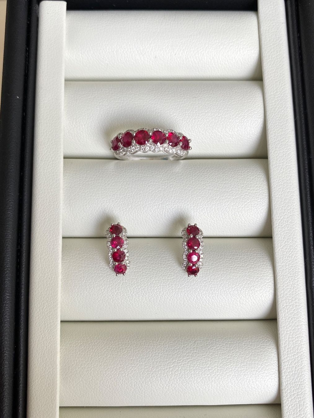 Ringe: Rubin Ring mit Ohrstecker Diamanten/Gold – Neu und originalverpackt aus Sarnen von Yingsperlen1 2