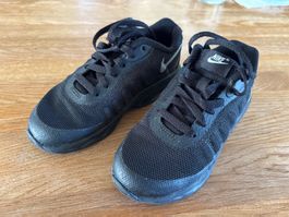 Nike Air Max Turnschuhe schwarz Kinder Grösse 27.5