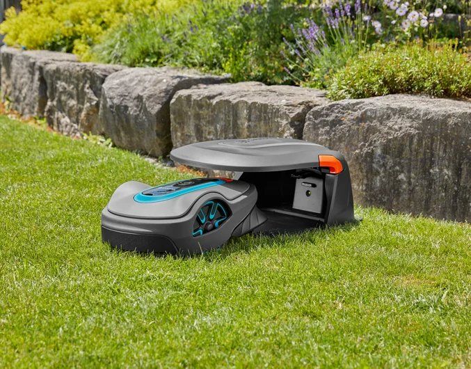 Rifugi: Garage Robot tondeuse Gardena Sileno – Usato da Chézard-St-Martin venduto da kdu_f9lw