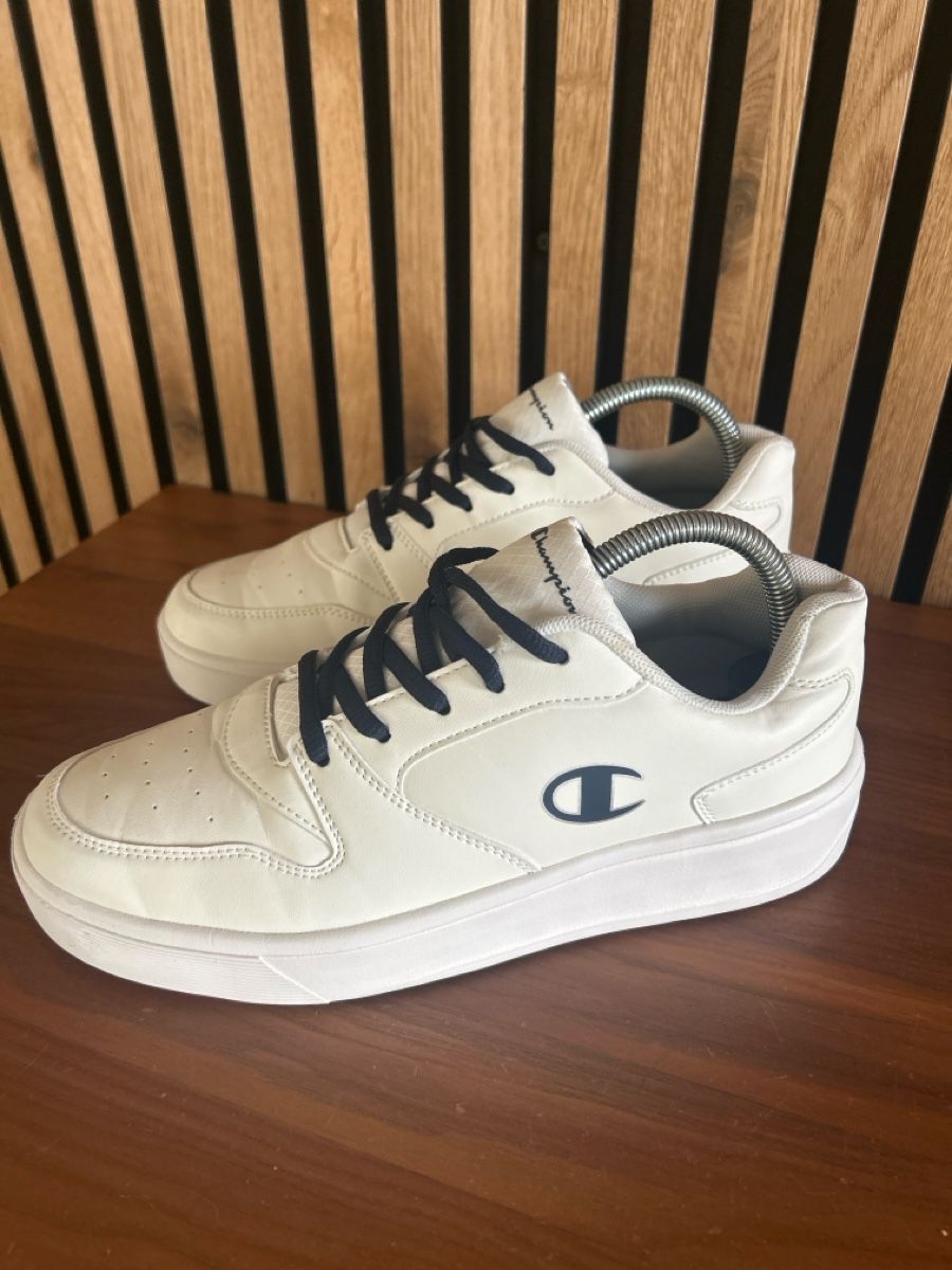 Champion Herrenschuhe: Champion Sneaker – Gebraucht aus Büttikon AG von dam_bnc2