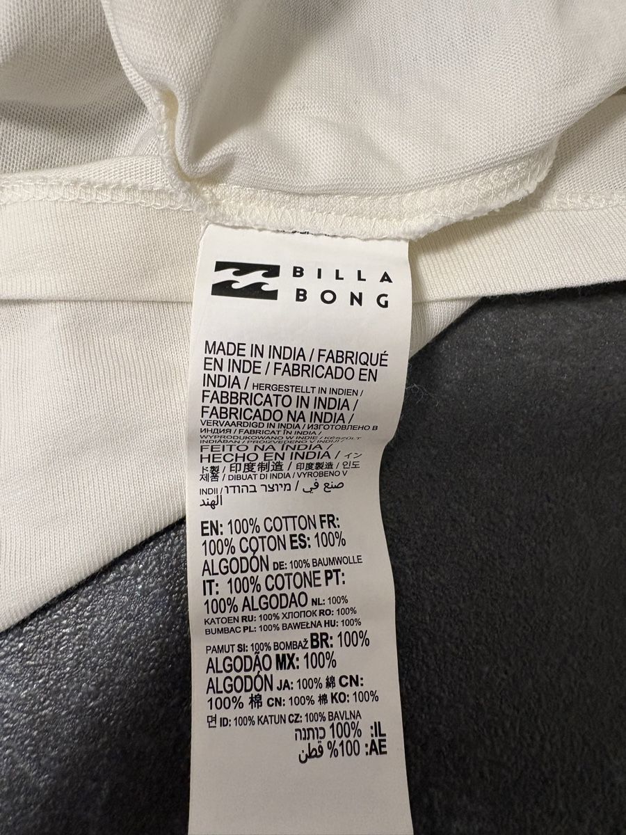 Billabong T-Shirts: Vintage Billabong T-Shirt M – Gebraucht aus Rümlang von svent 8
