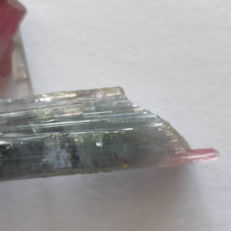 Minerali & Pietre curative: Turmalin Elbait Brasilien 100 ct – Usato da Arnegg venduto da Philips3 3