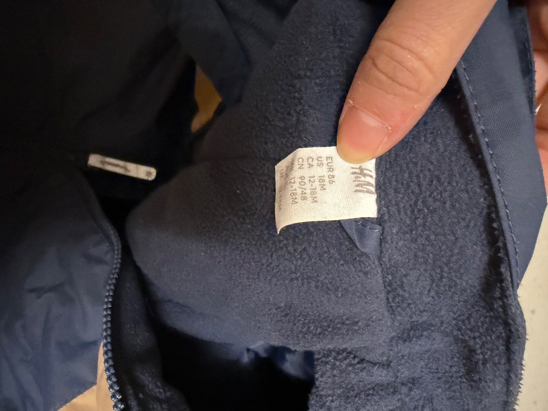 H&M Completi: Schneeanzug H&M Gr. 86 – Usato da Zürich venduto da RBol29 2