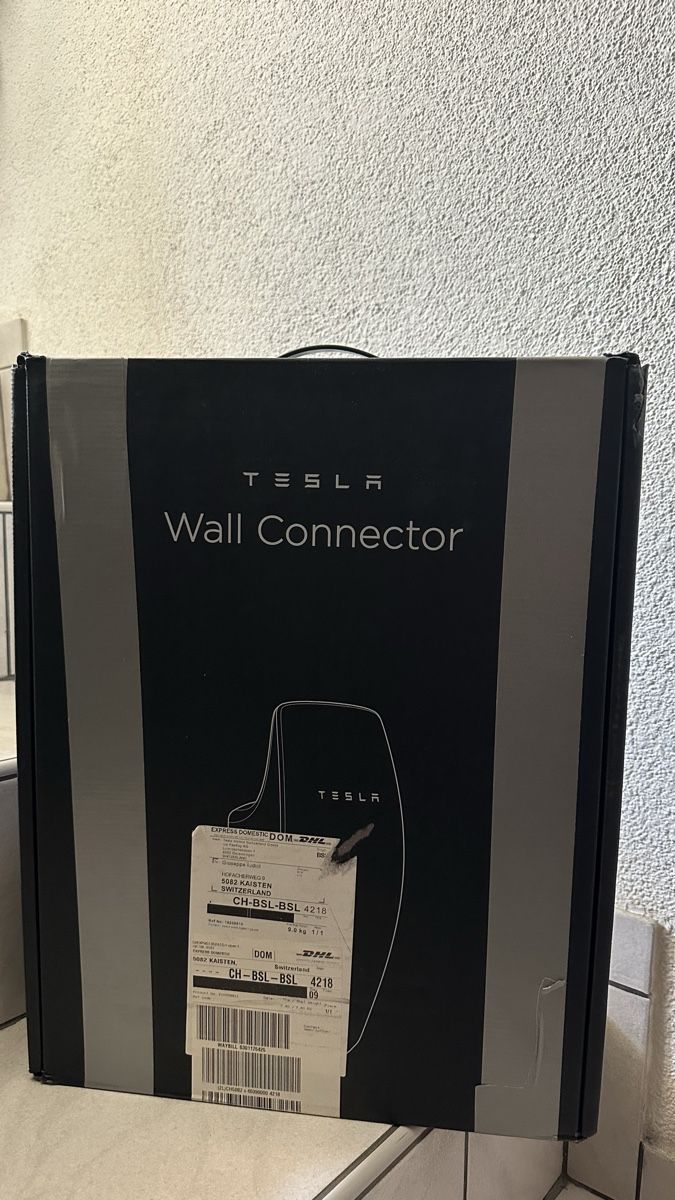 Tesla Chargeurs de batterie: Tesla Wall Conector Gen 3, Ladegerät  – D'occasion à Wohlen AG par Mustalder 3