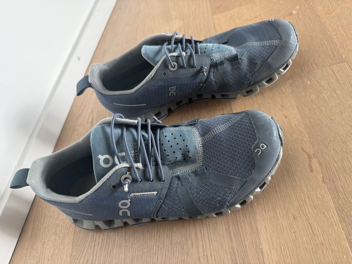 On Chaussures hommes: On Cloud Waterproof Laufschuhe Gr. 37.5 – D'occasion à Ottenbach par Suni_82 6