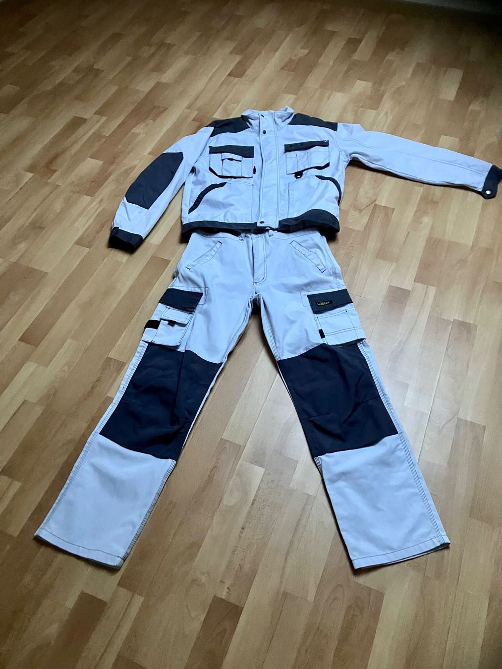 Completi: Arbeitskleidung Jacke und Hose – Usato da Bettwiesen venduto da Zustand57 1